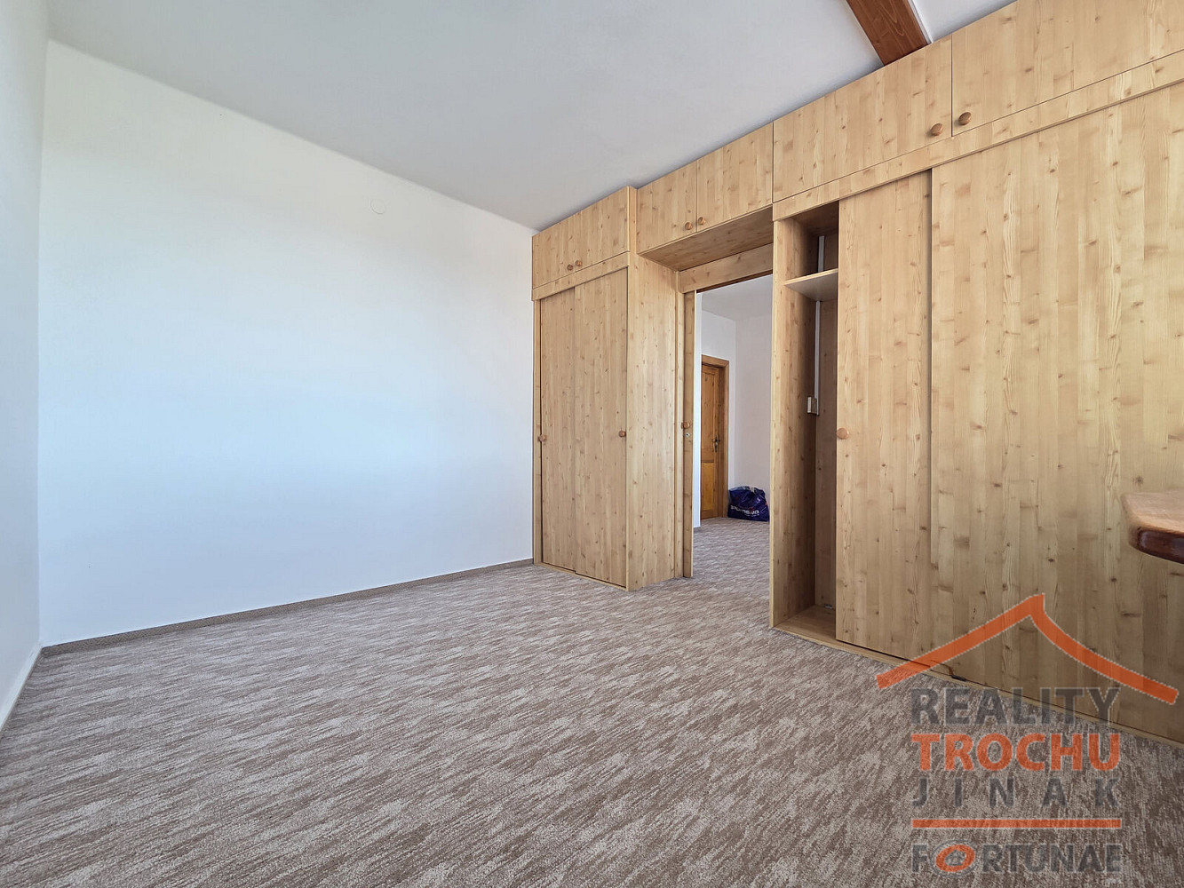 Pronájem bytu 4+1 80 m² – fotografie 4