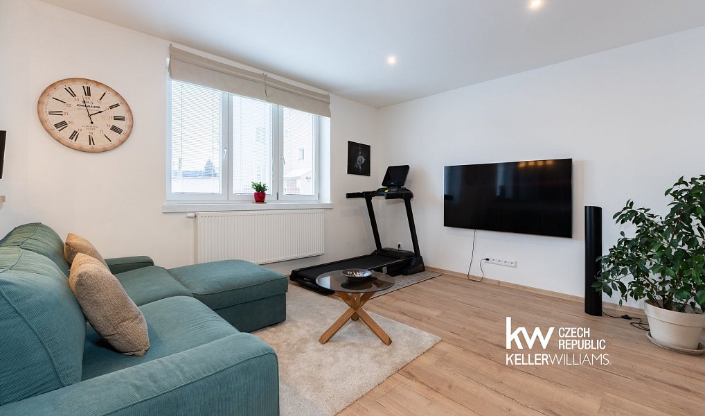 Prodej domu 176 m² s pozemkem 469 m², Dubí – náhled fotky 47