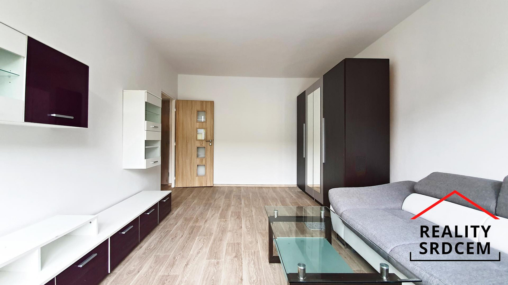 Pronájem bytu 2+1 51 m² – fotografie 4
