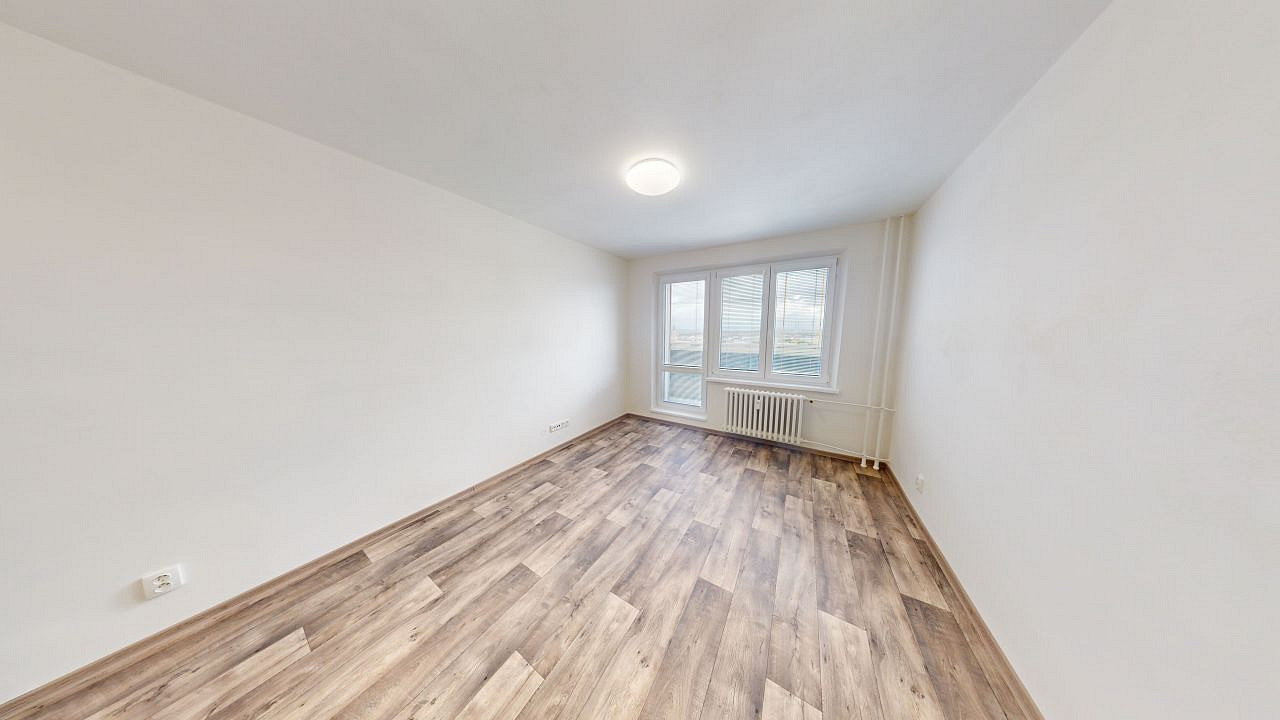 Pronájem bytu 1+kk 30 m² – fotografie 5