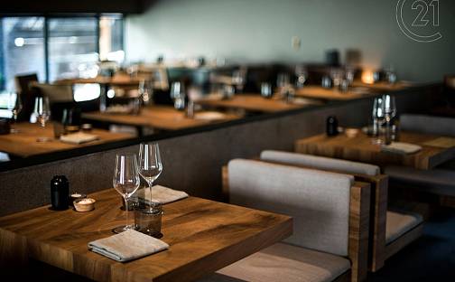Pronájem restaurace 250 m², Horoměřice, okres Praha-západ