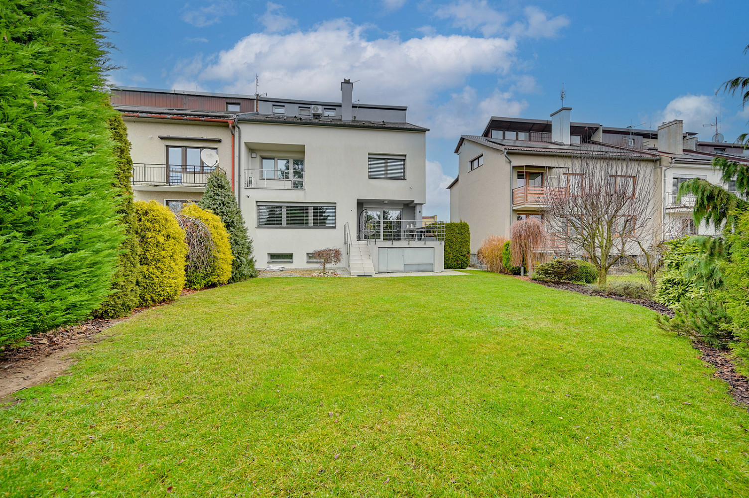 Prodej domu 378 m² s pozemkem 498 m²
