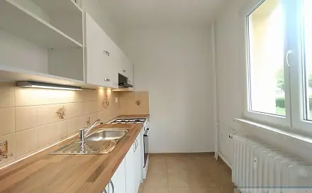 Pronájem bytu 2+1 55 m², Jesenická, Bruntál
