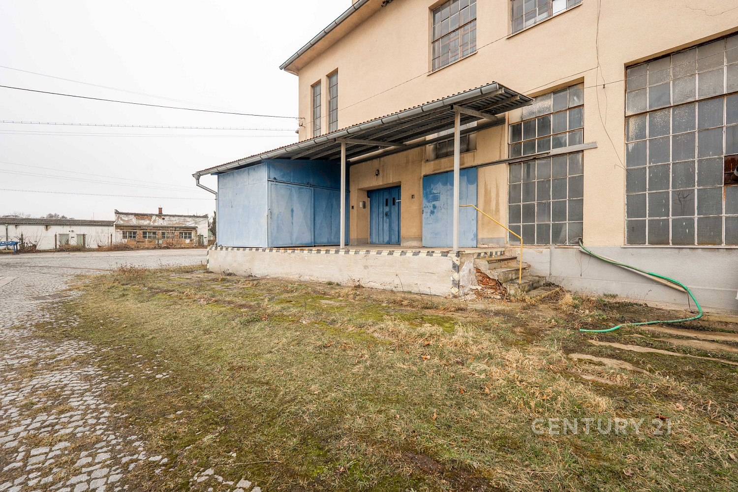 Pronájem skladovacích prostor 700 m² – fotografie 3