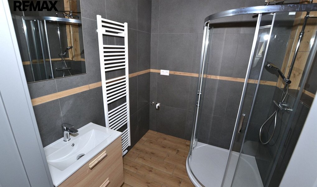 Pronájem bytu atypického 73 m², Plzeň – náhled fotky 7