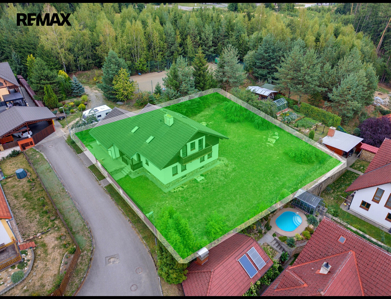 Prodej domu 257 m² s pozemkem 777 m² – fotografie 2