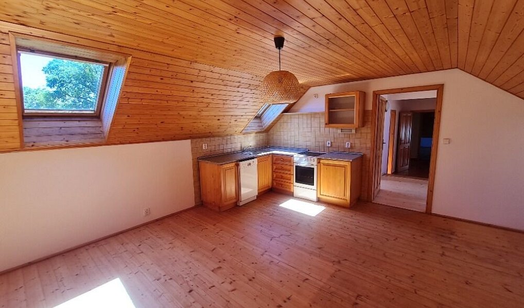 Pronájem domu 141 m² s pozemkem 945 m², Hatín – náhled fotky 11