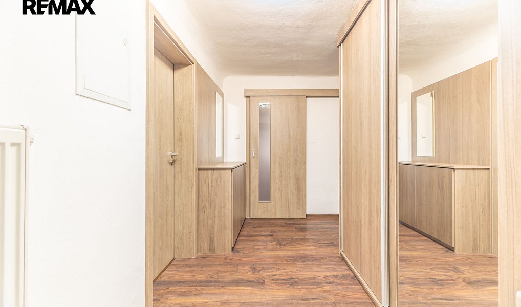 Prodej domu 160 m² s pozemkem 2 647 m², Karlova Ves – náhled fotky 14