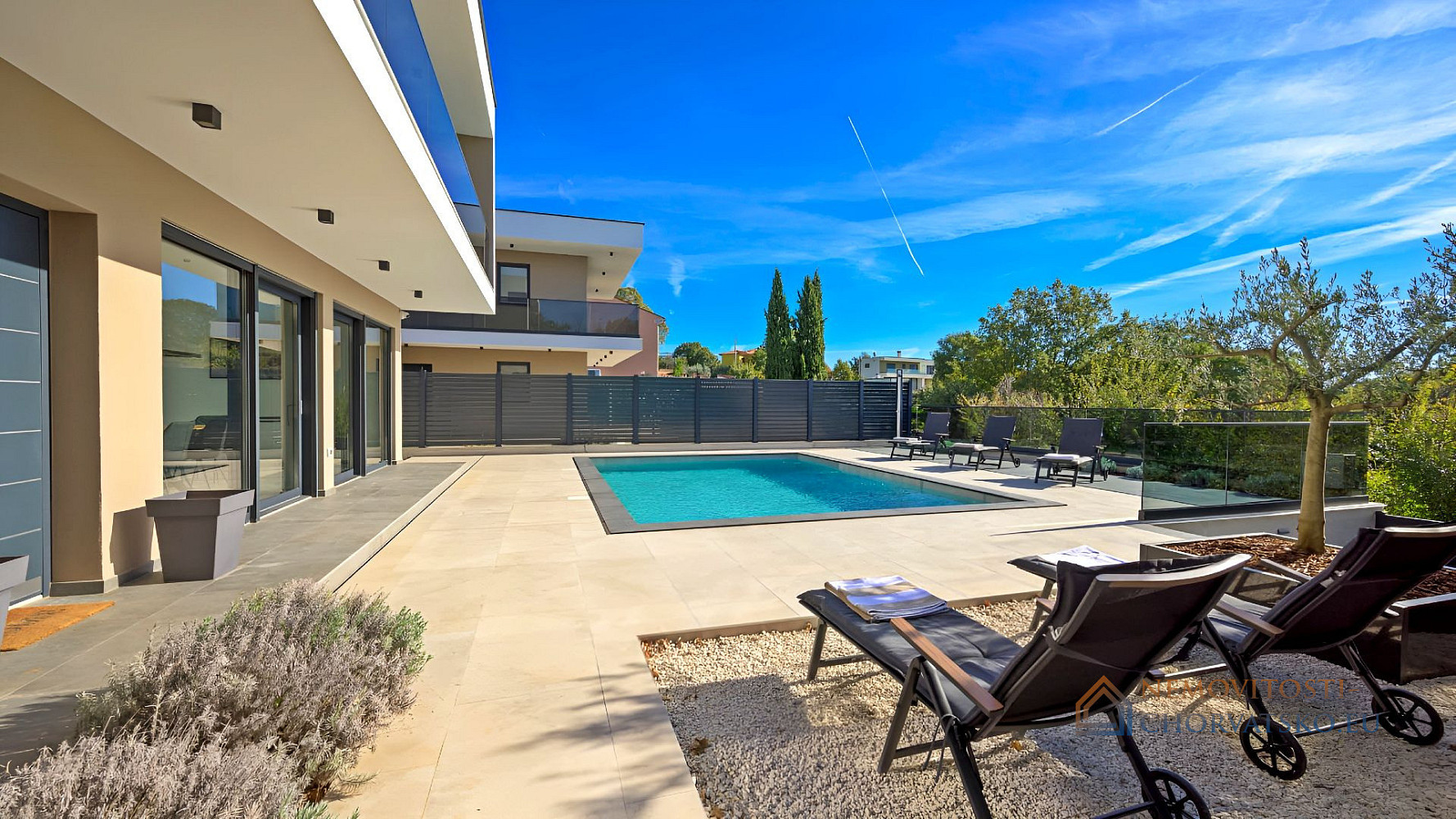 Prodej domu 200 m² s pozemkem 767 m² - Vista 3