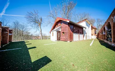 Prodej domu 237 m² s pozemkem 461 m², Mezno, okres Benešov