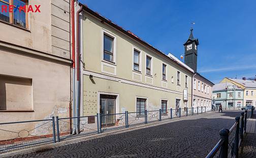 Prodej domu 554 m² s pozemkem 2 110 m², Plzeňská, Toužim, okres Karlovy Vary