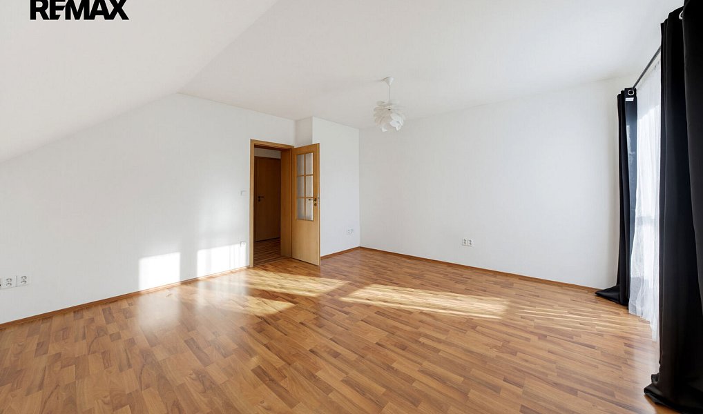 Prodej domu 174 m² s pozemkem 586 m², Malá Lhota – náhled fotky 12