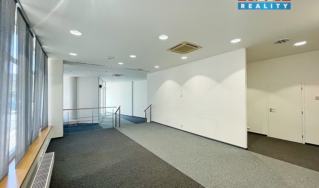 Pronájem obchodních prostor 280 m², Ústí nad Labem – náhled fotky 8