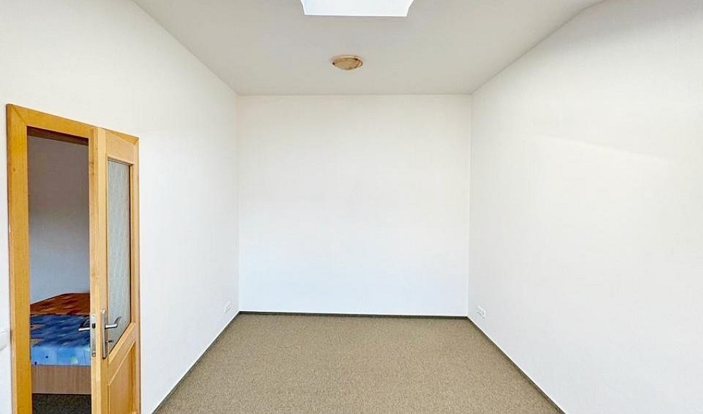 Pronájem bytu 3+1 80 m², Velké Meziříčí – náhled fotky 6