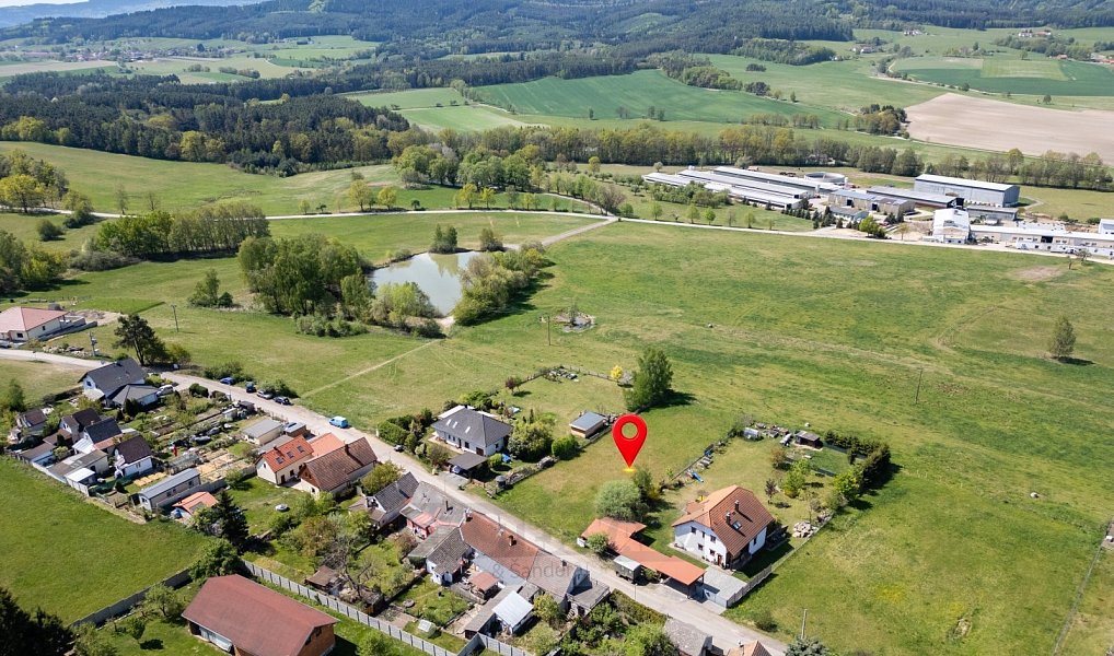 Prodej stavebního pozemku 1 750 m², Lipí – náhled fotky 6