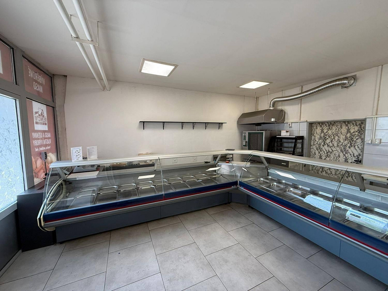 Pronájem obchodních prostor 88 m² – fotografie 2