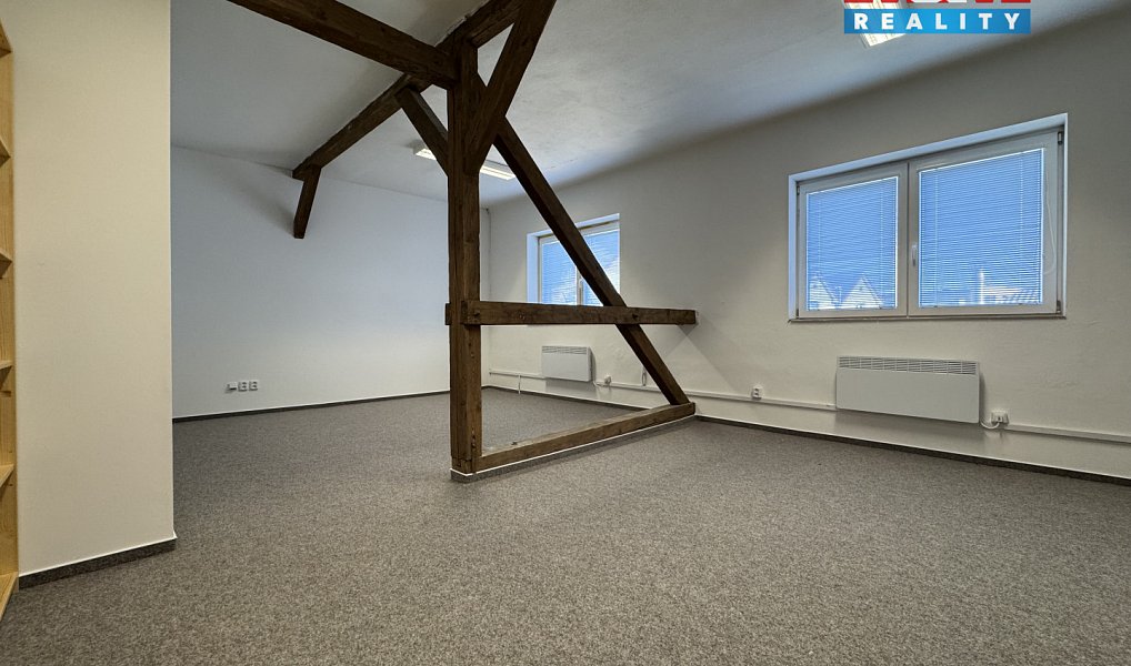 Pronájem kanceláře 251 m², Bechyně – náhled fotky 6