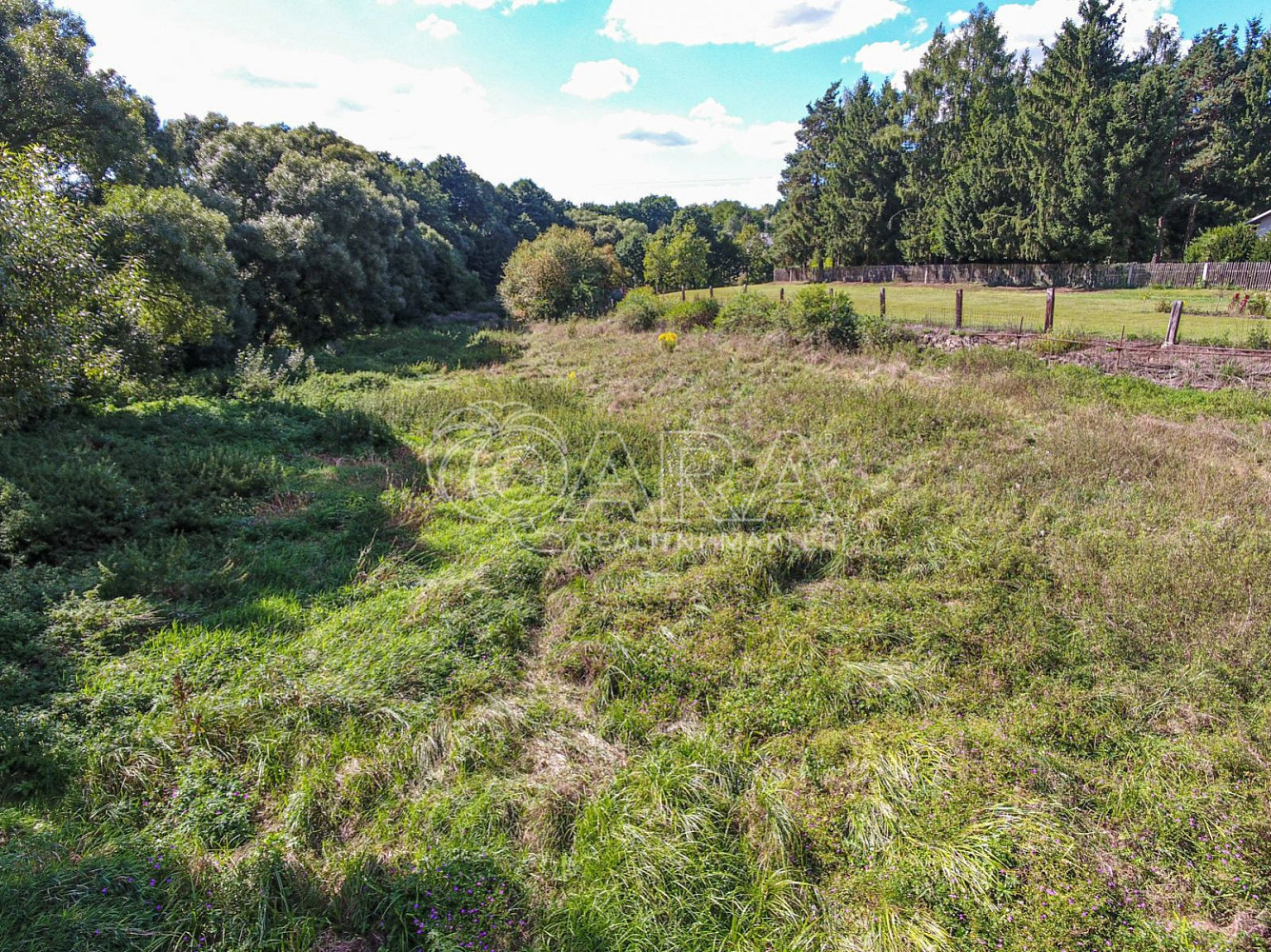 Prodej stavebního pozemku 2 624 m² – pohled 3