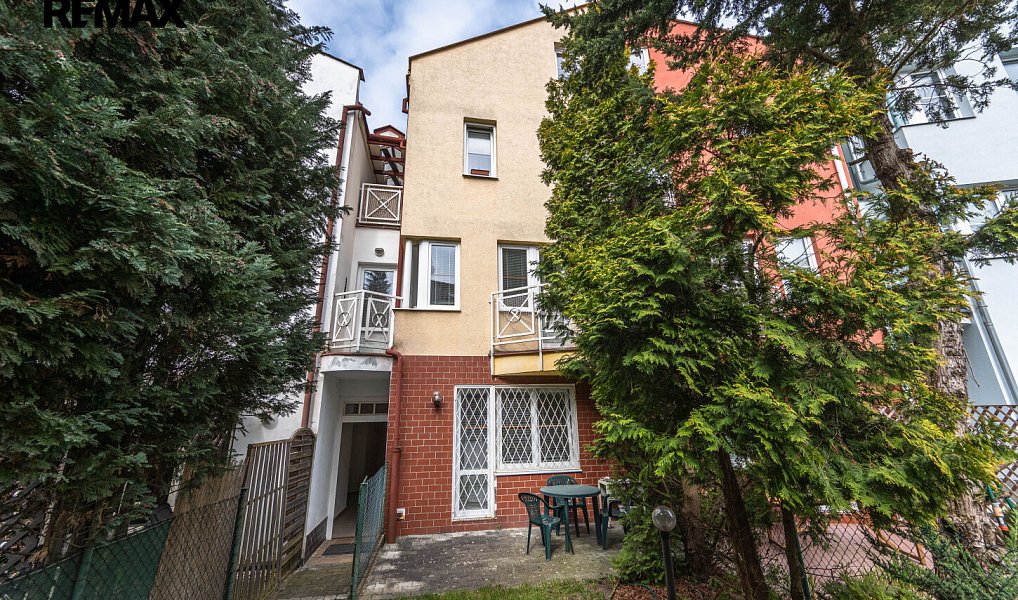 Prodej domu 330 m² s pozemkem 183 m², Praha – náhled fotky 9