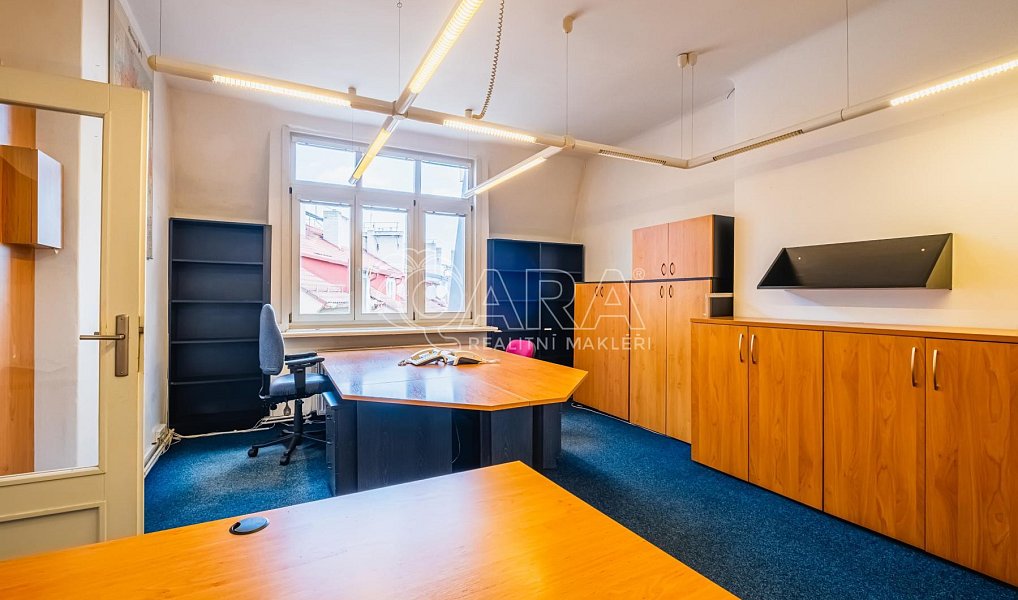 Pronájem kanceláře 100 m², Praha – náhled fotky 8