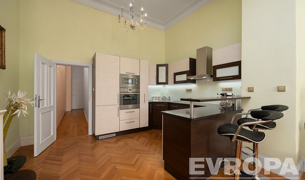 Prodej bytu 2+kk 77 m², Praha – náhled fotky 12