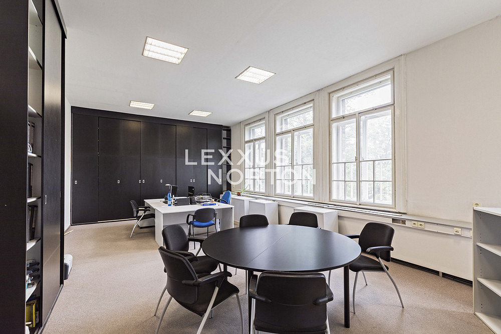 Prodej kanceláře 1 408 m² — photo 4