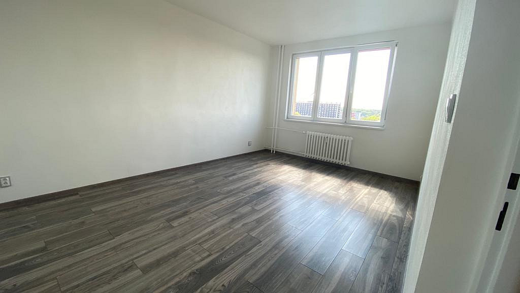 Pronájem bytu 2+1 53 m² – fotografie 2