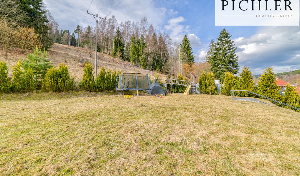 Prodej domu 341 m² s pozemkem 424 m², Stříbrná – náhled fotky 8
