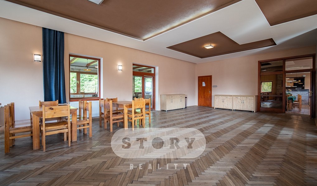 Prodej chaty/chalupy 1 407 m² s pozemkem 5 009 m², Staré Město – náhled fotky 11