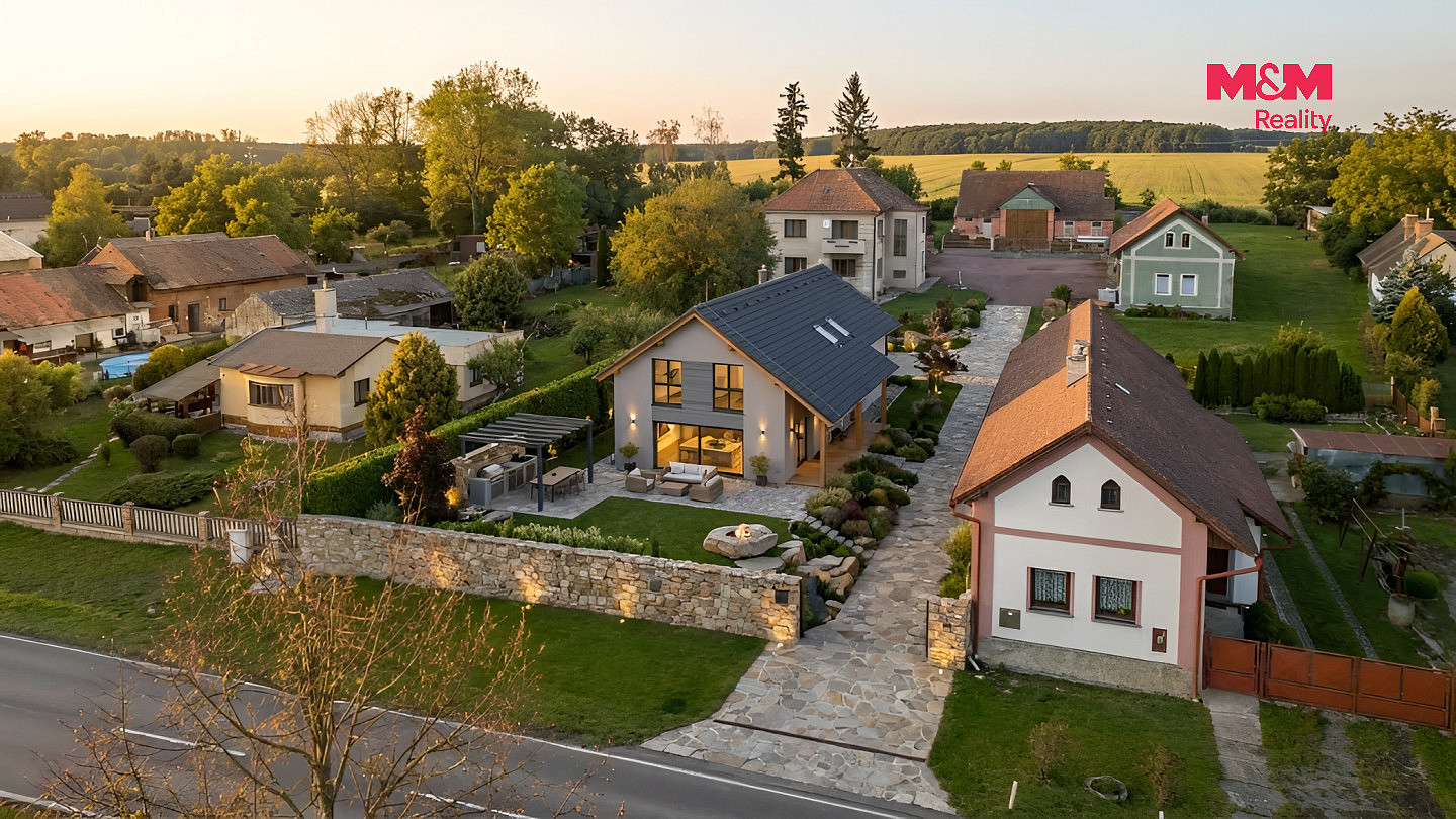 Prodej stavebního pozemku 778 m² – fotografie 3
