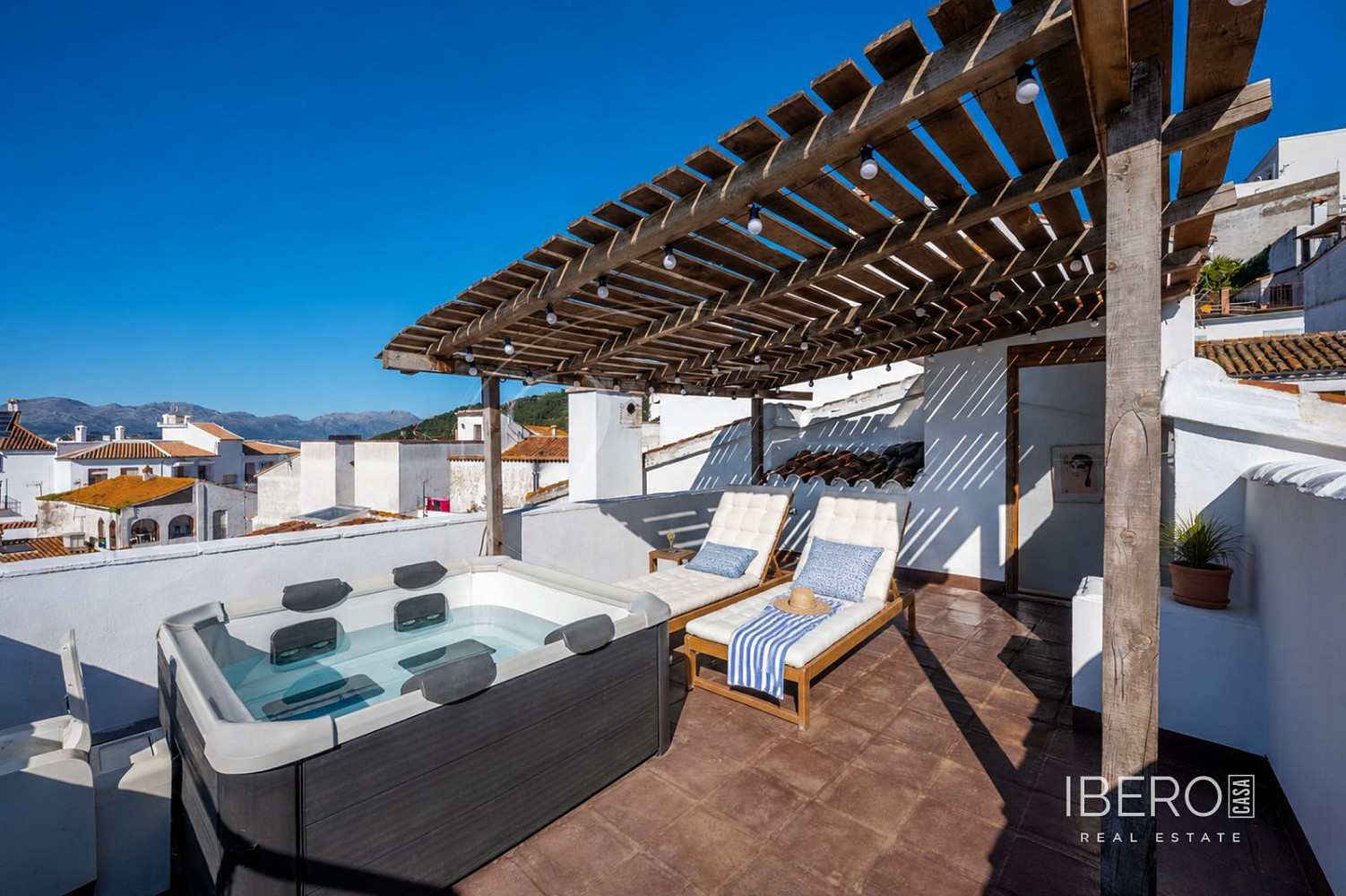 Prodej domu 249 m² s pozemkem 106 m²