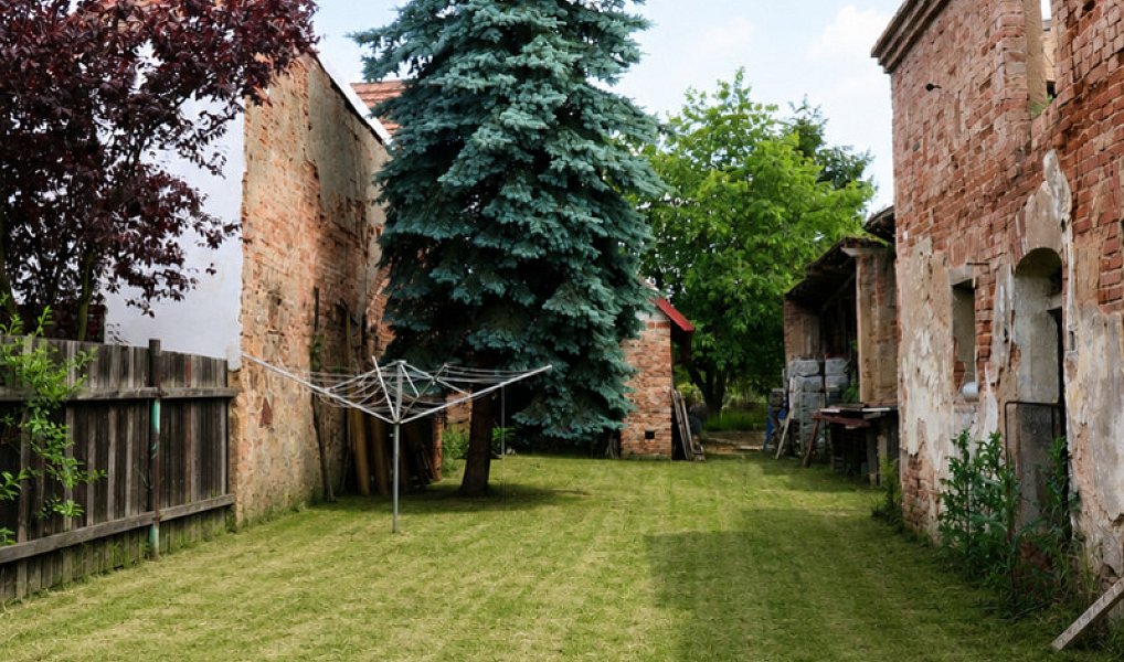 Prodej domu 140 m² s pozemkem 515 m², Vroutek – náhled fotky 15