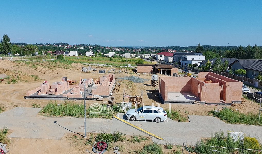 Prodej domu 250 m² s pozemkem 774 m², Úvaly – náhled fotky 16