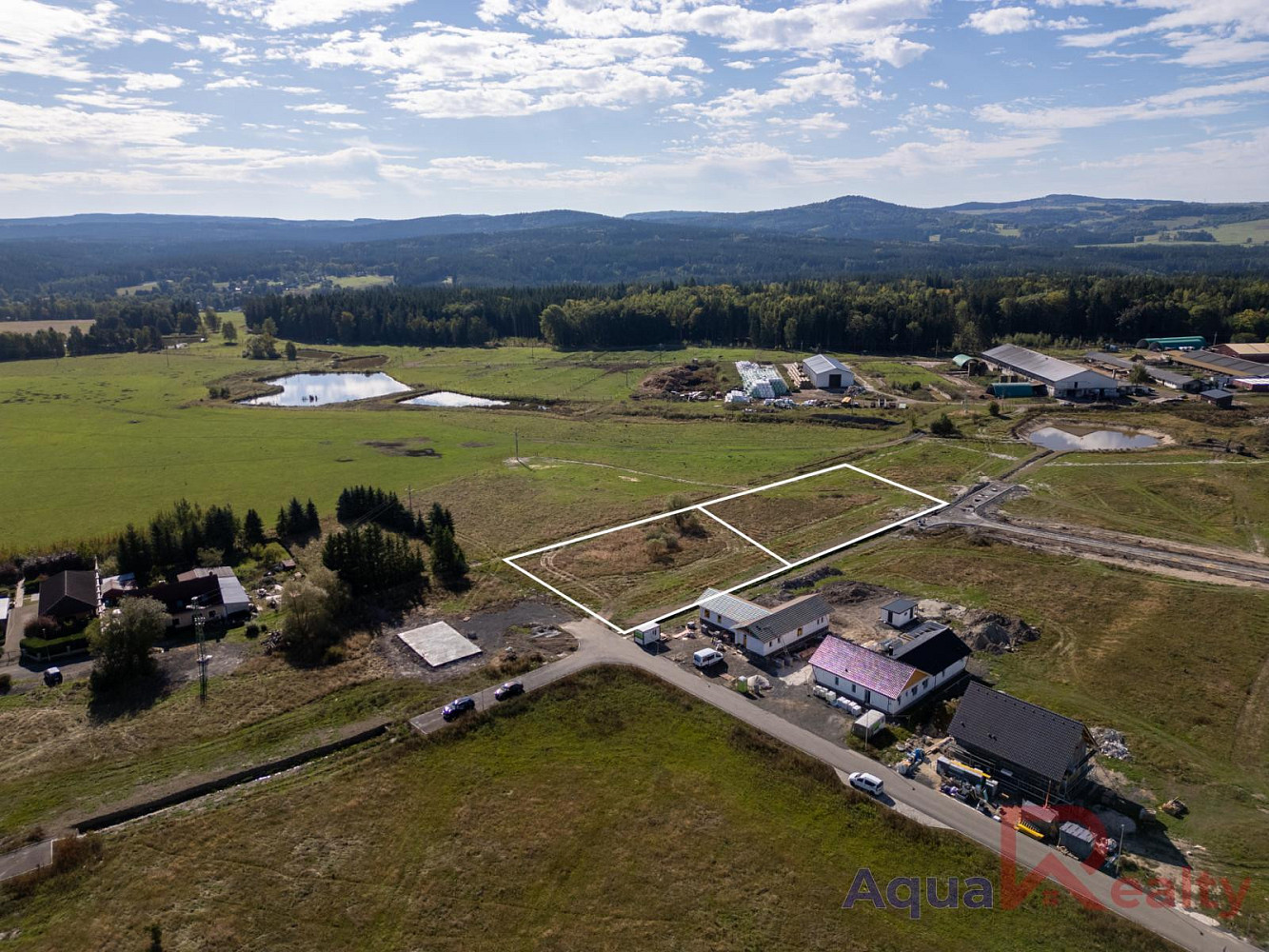 Prodej stavebního pozemku 1 000 m² – fotografie 4