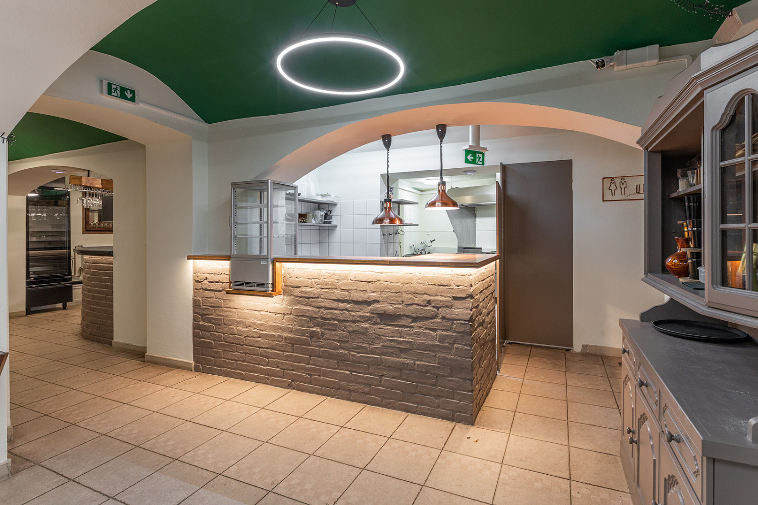Pronájem restaurace 297 m²