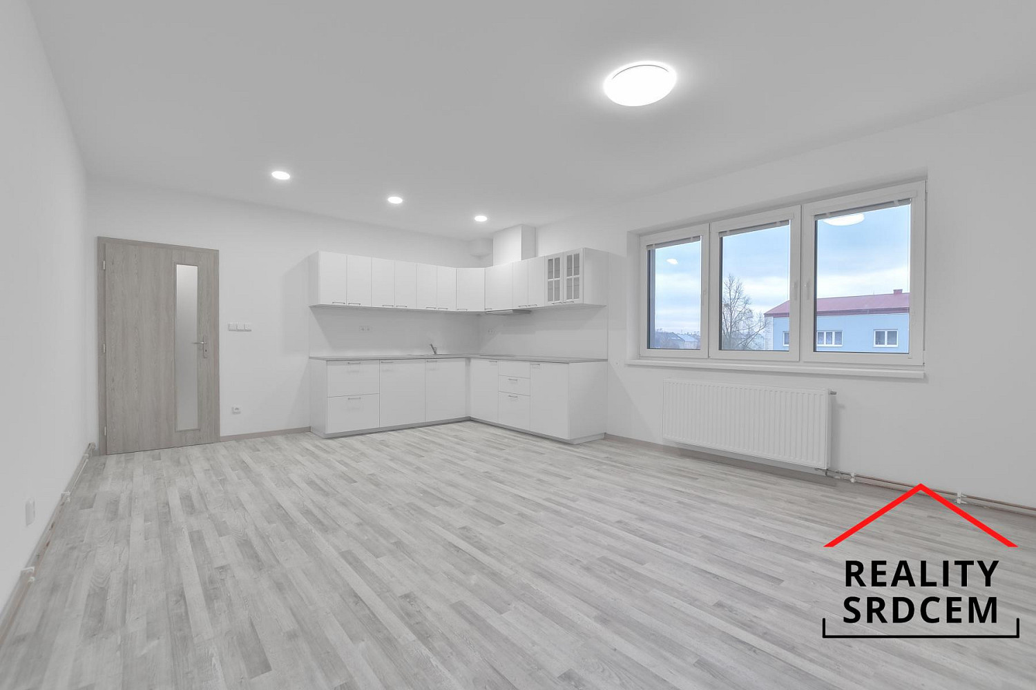 Pronájem bytu 2+kk 48 m² – fotografie 4