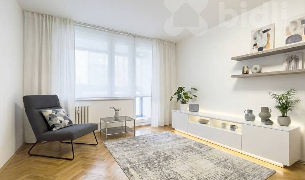 Prodej bytu 3+1 77 m², Praha – náhled fotky 9