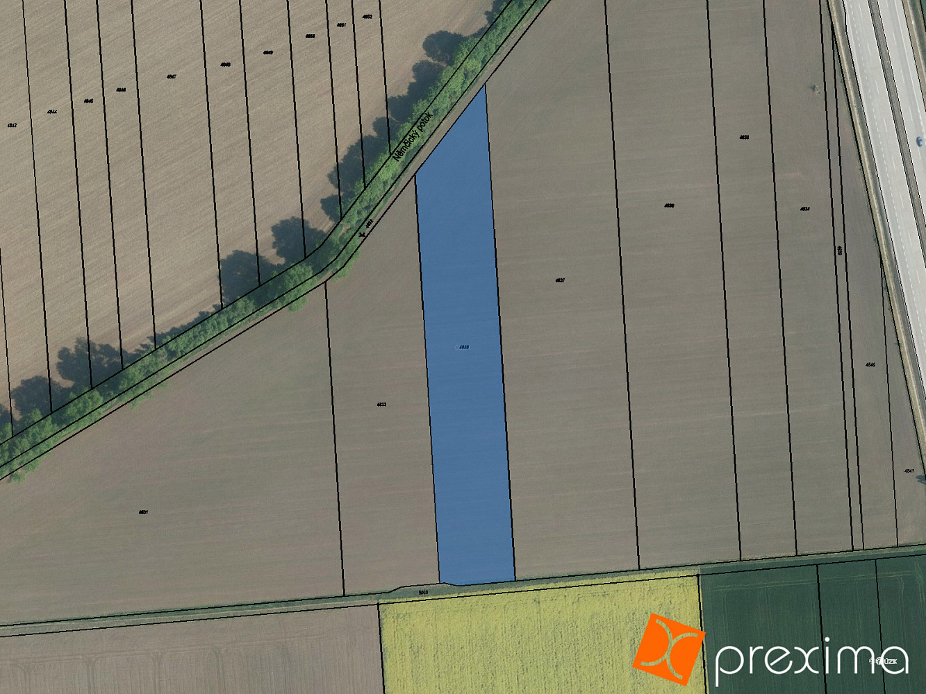 Prodej pole 2 931 m²