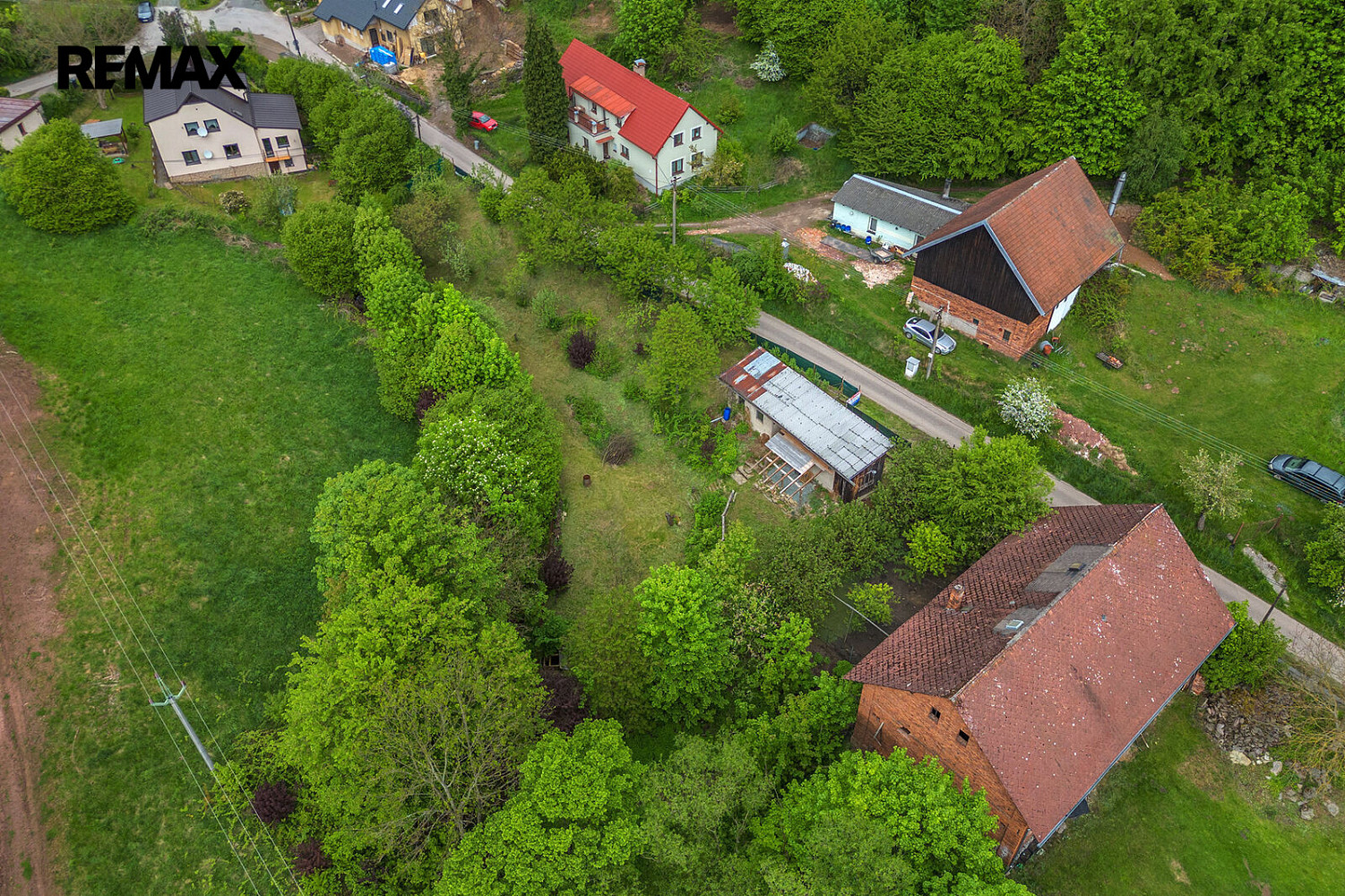 Prodej stavebního pozemku 751 m² – fotografie 4