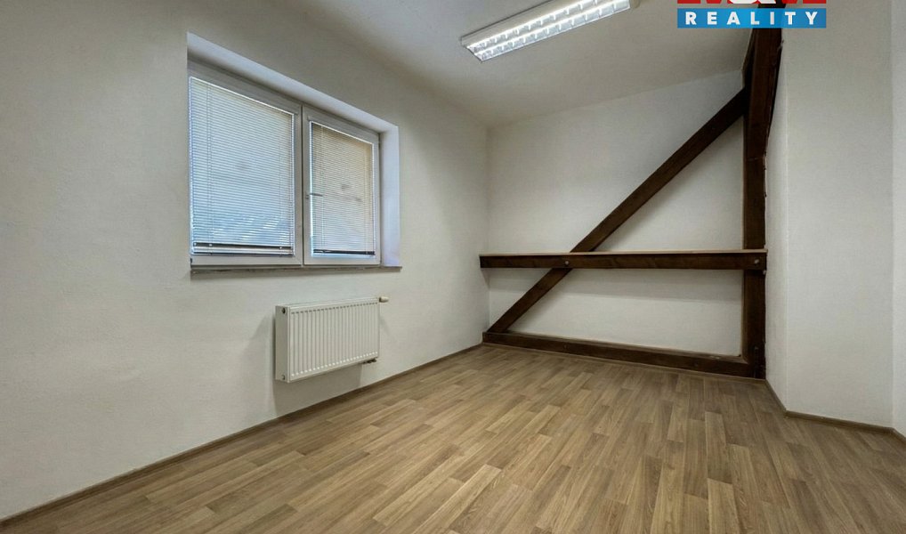 Pronájem kanceláře 251 m², Bechyně – náhled fotky 12