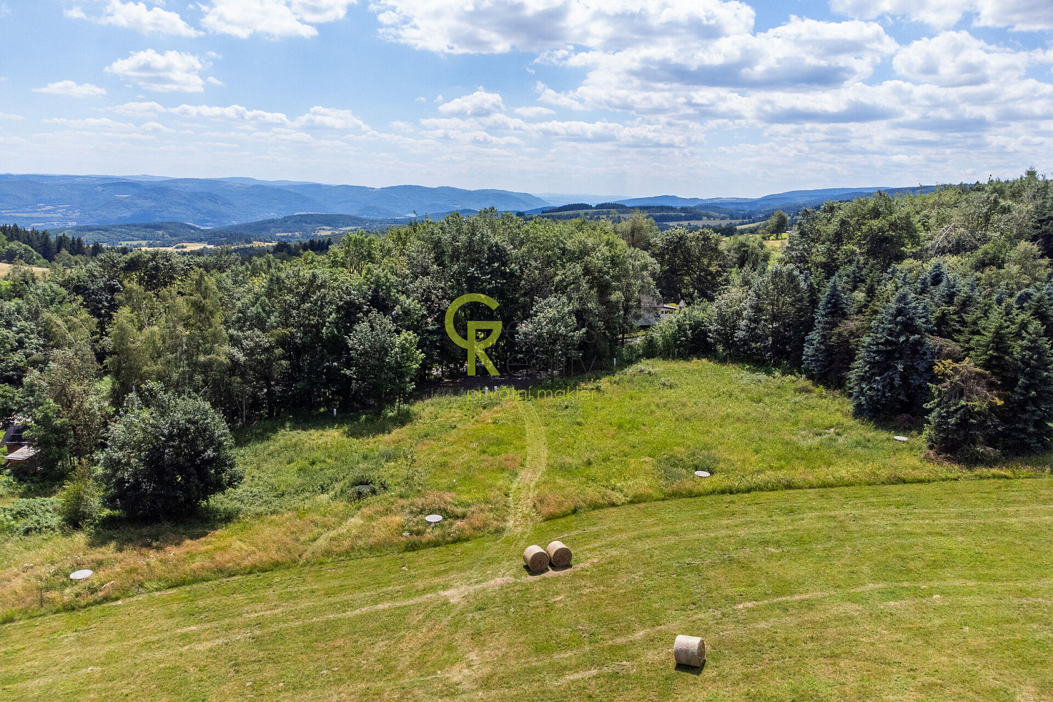 Prodej stavebního pozemku 5 053 m²
