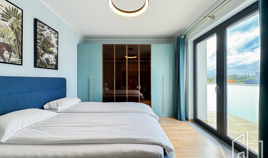 Prodej domu 260 m² s pozemkem 620 m², Praha – náhled fotky 3