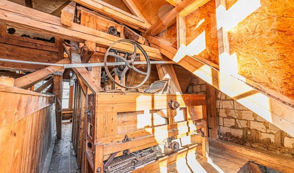 Prodej domu 1 947 m² s pozemkem 24 277 m², Žihobce – náhled fotky 15