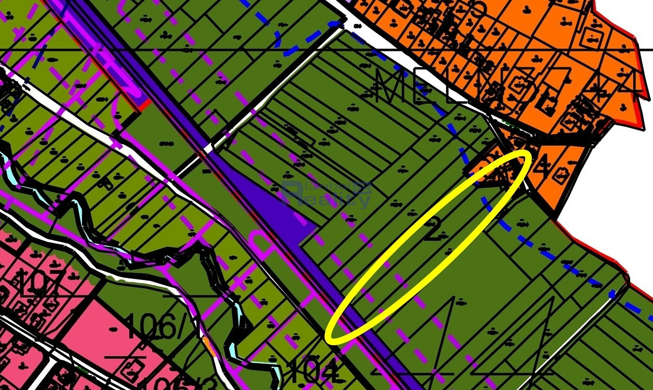 Prodej pozemku 2 446 m² – pohled 2