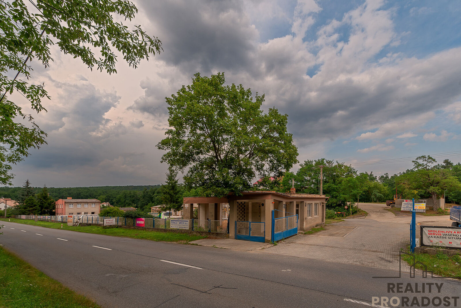 Prodej výrobních prostor 14 738 m² – fotografie 2