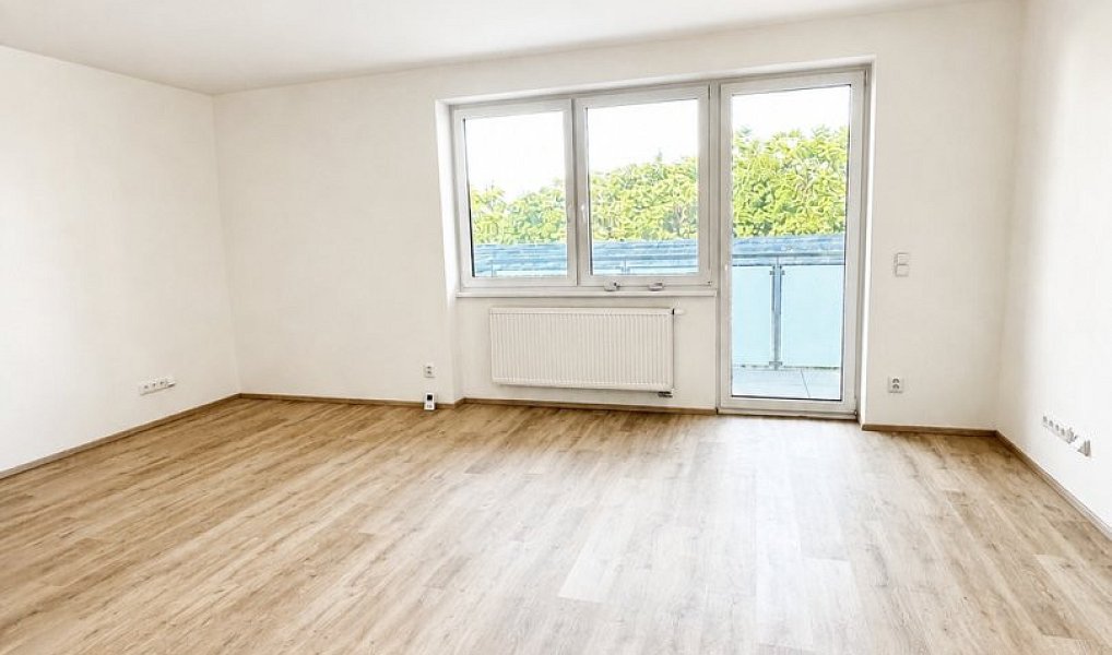Pronájem bytu 2+kk 60 m², Pohořelice – náhled fotky 8