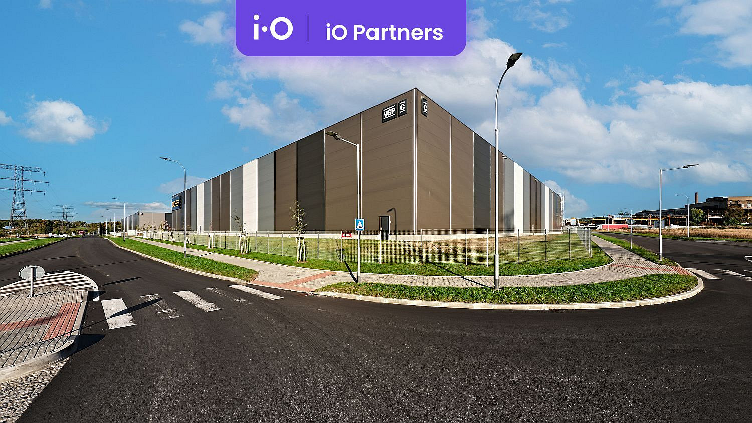 Pronájem skladovacích prostor 400 m² – fotografie 4