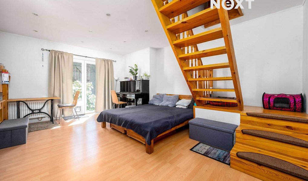 Prodej domu 230 m² s pozemkem 1 203 m², Zvole – náhled fotky 20
