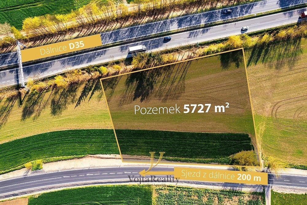 Prodej komerčního pozemku 5 727 m² – fotografie 2