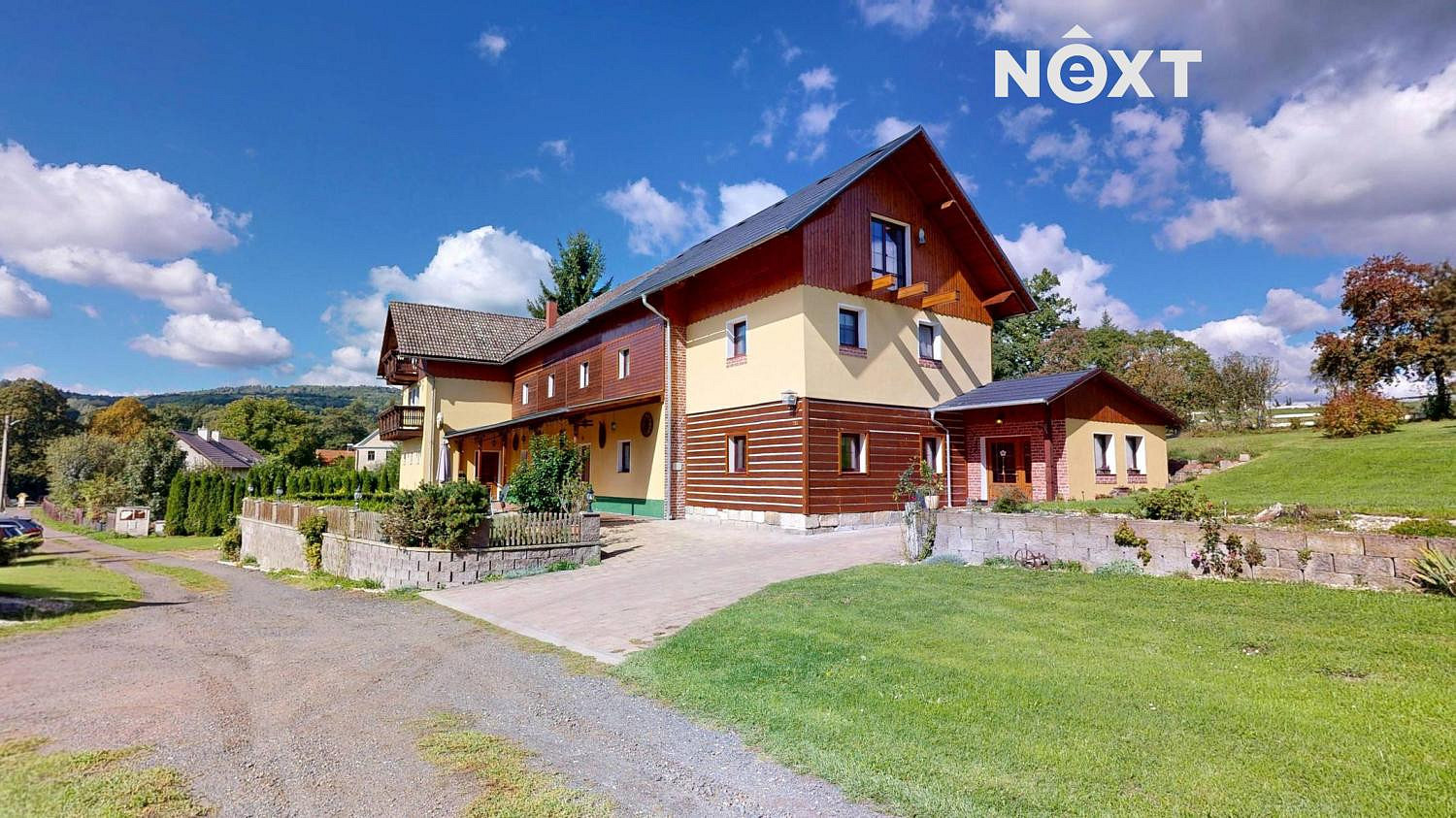 Prodej domu 574 m² s pozemkem 3 300 m² – fotografie 2